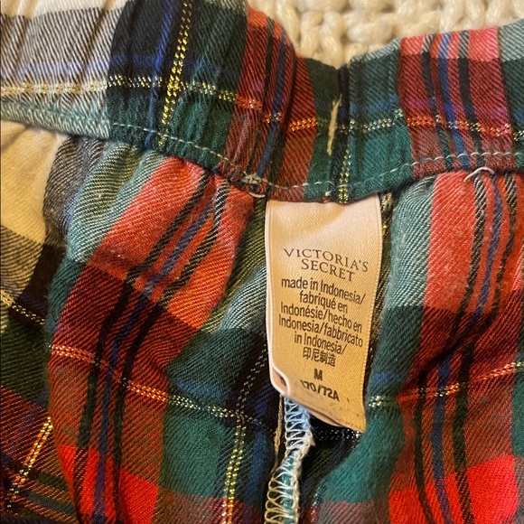 Victoria’s Secret Red Green Plaid Flannel Pajama Pants Size M - Picture 5 of 6